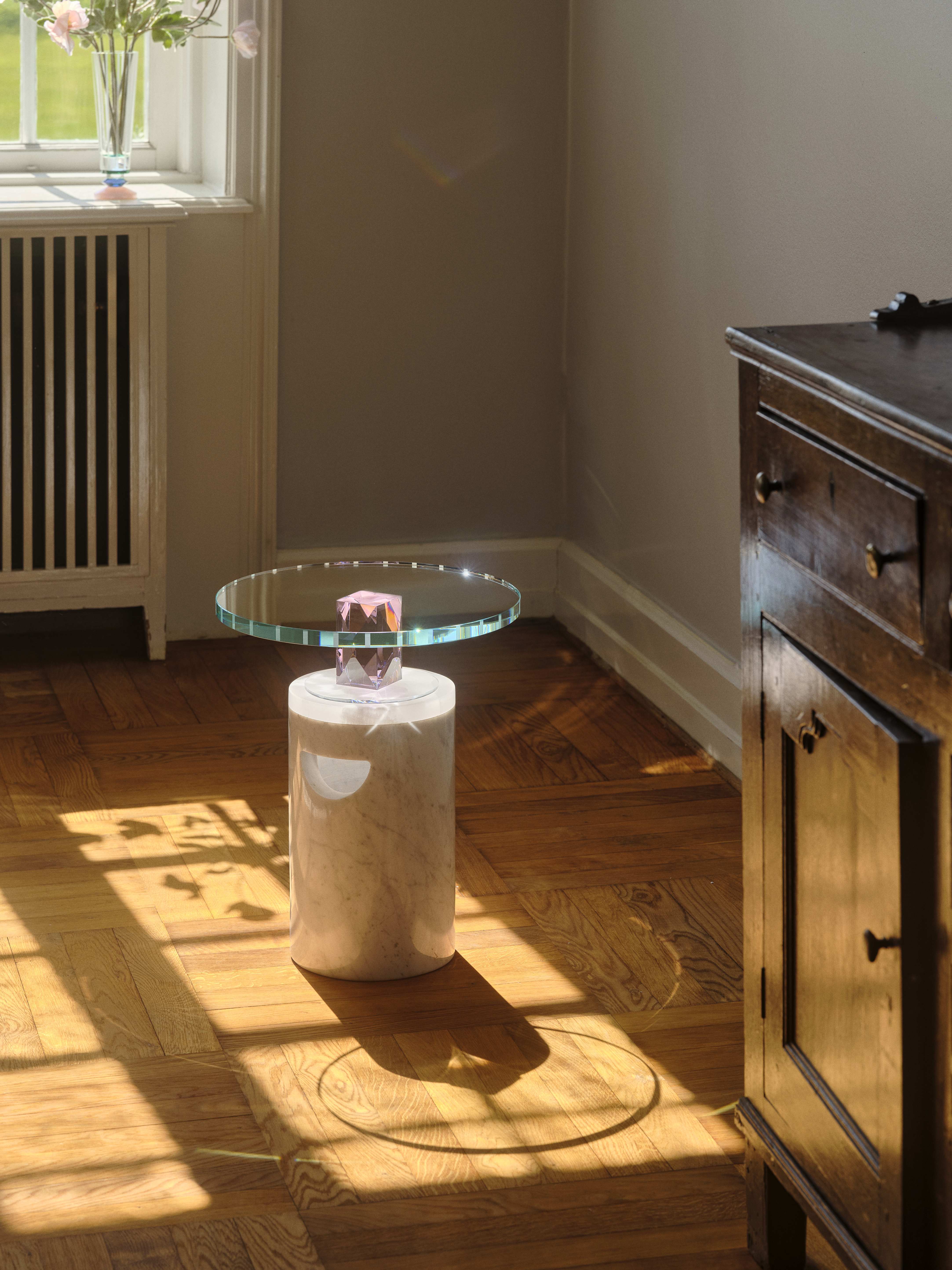 Capri Pedestal