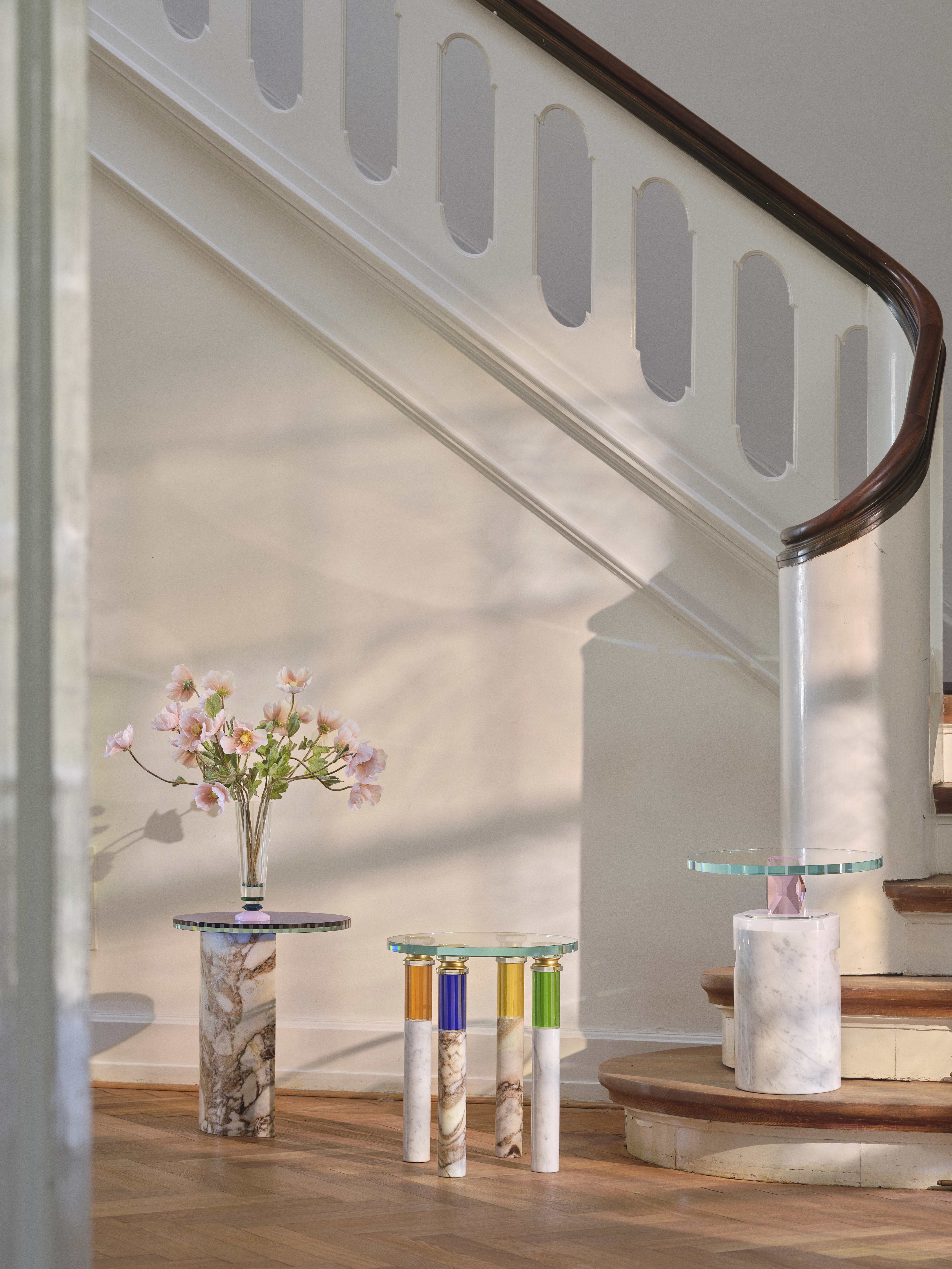 Capri Pedestal