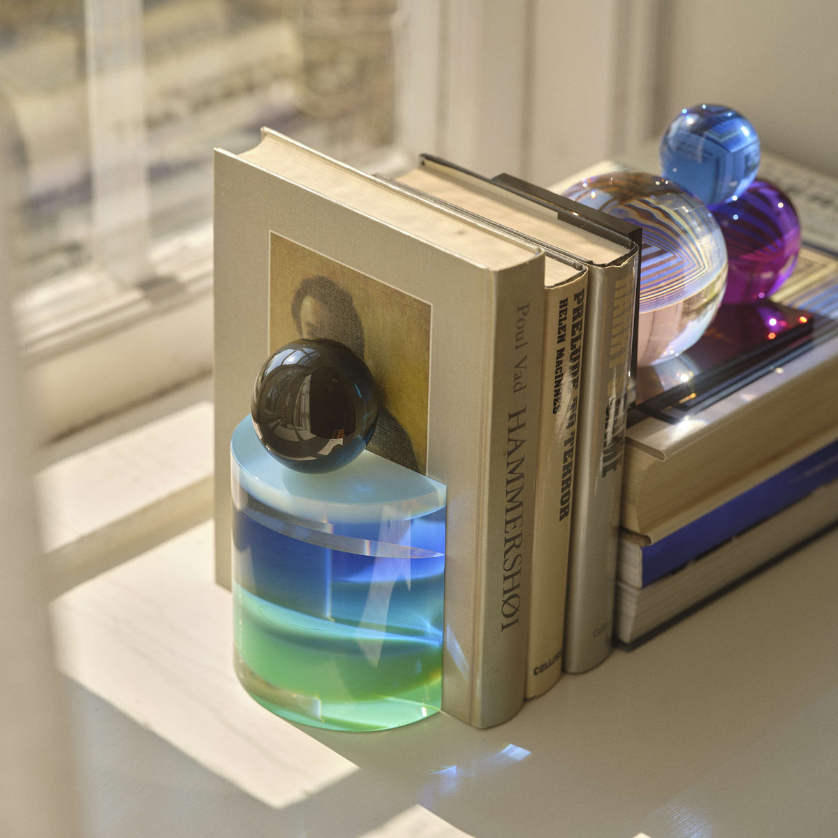 Prima Bookend