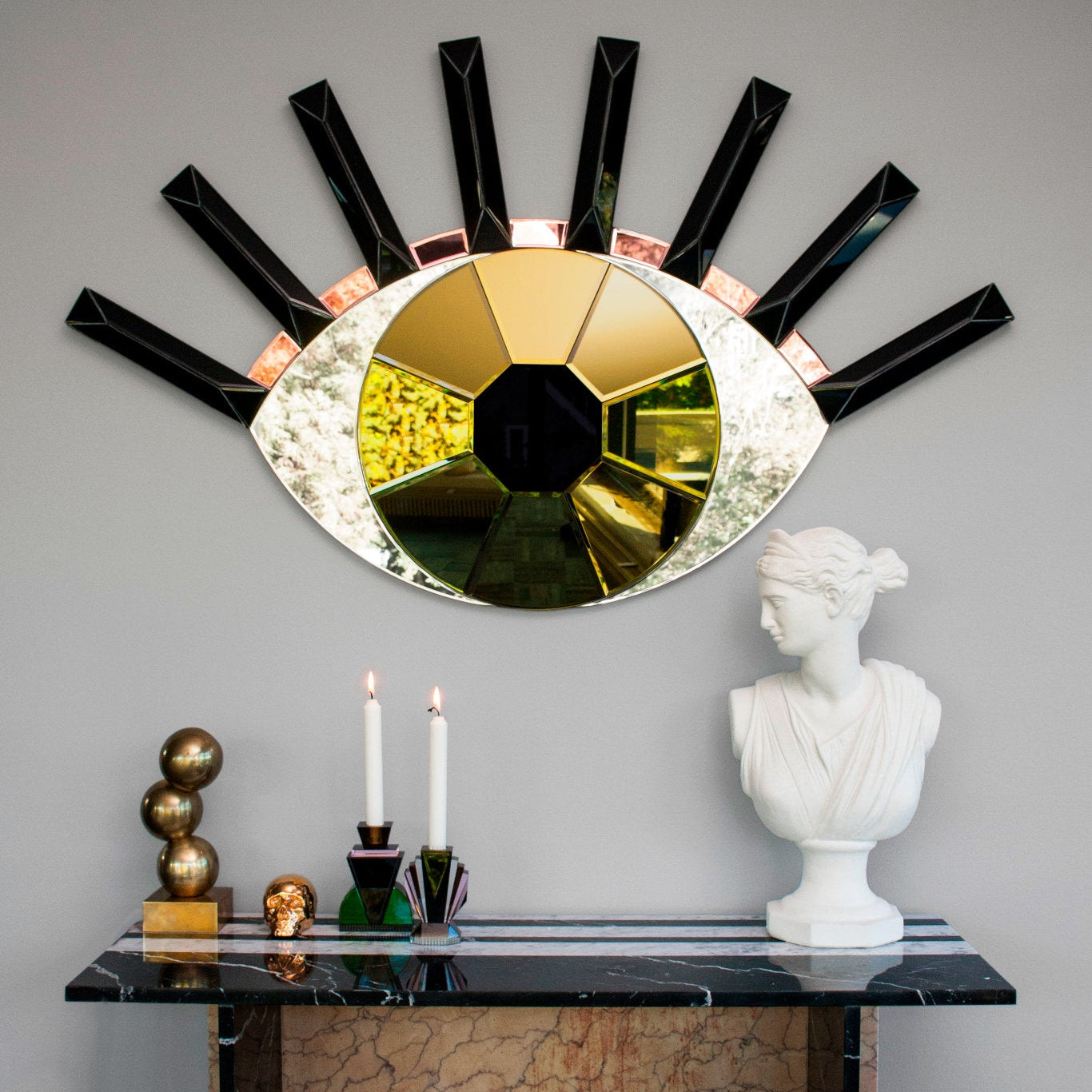 Queens Candle Holder